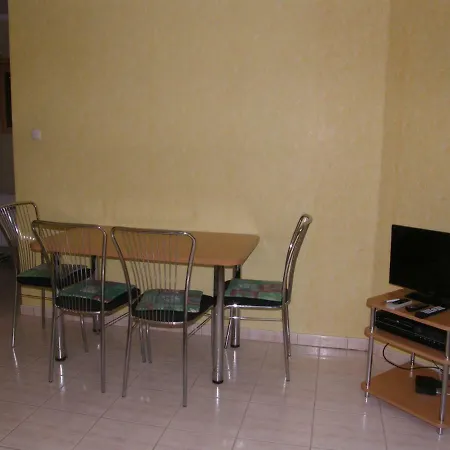 Park Setany Apartment